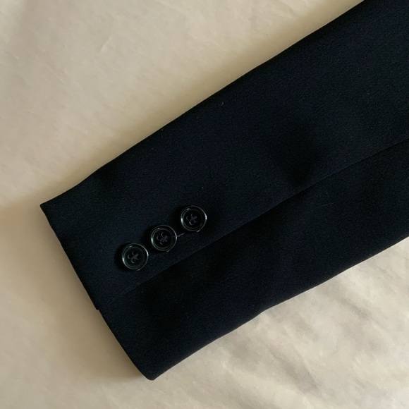 Forever 21 Two-Tone Blazer - Picture 5 of 10